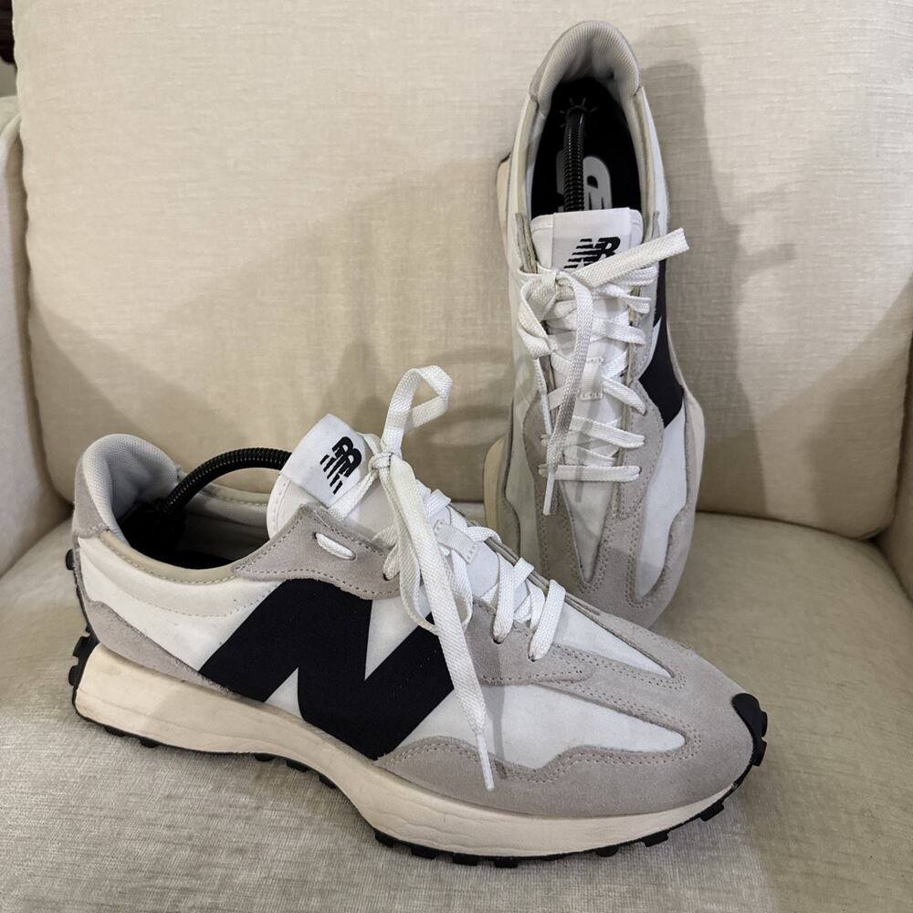 New Balance 327 MS327FE Sea Salt/ Black Men's- 11.5 US EUC